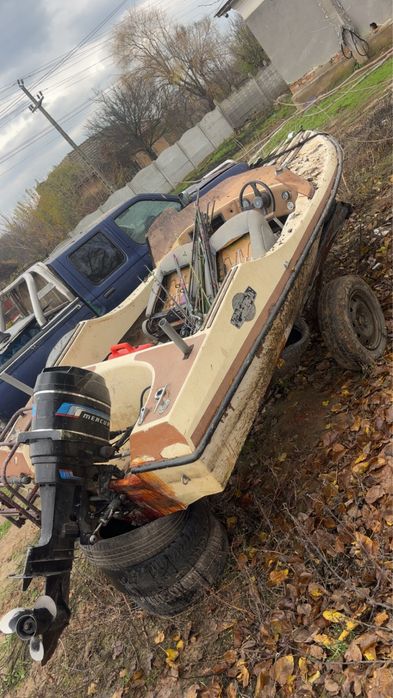 Vand sau schimb barca foarte buna