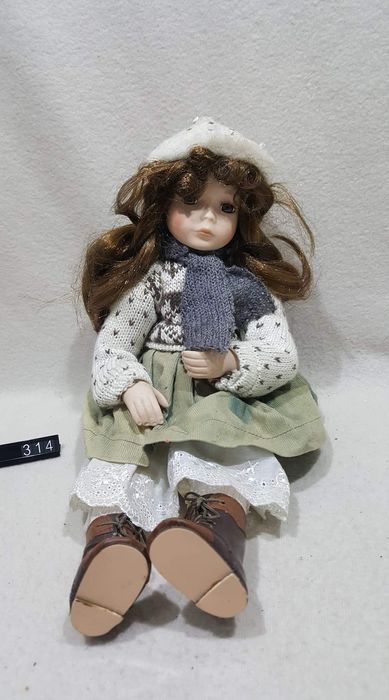 Порцеланови и керамични кукли