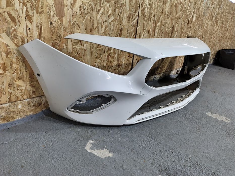 Bara fata Mercedes A-Class W177 Facelift an 2022-2025