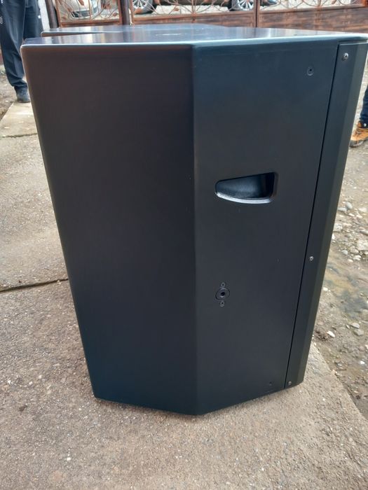 Vand boxe pasive rcf acustica 5215L schimb cu fbt haimax60  sau cu dyn