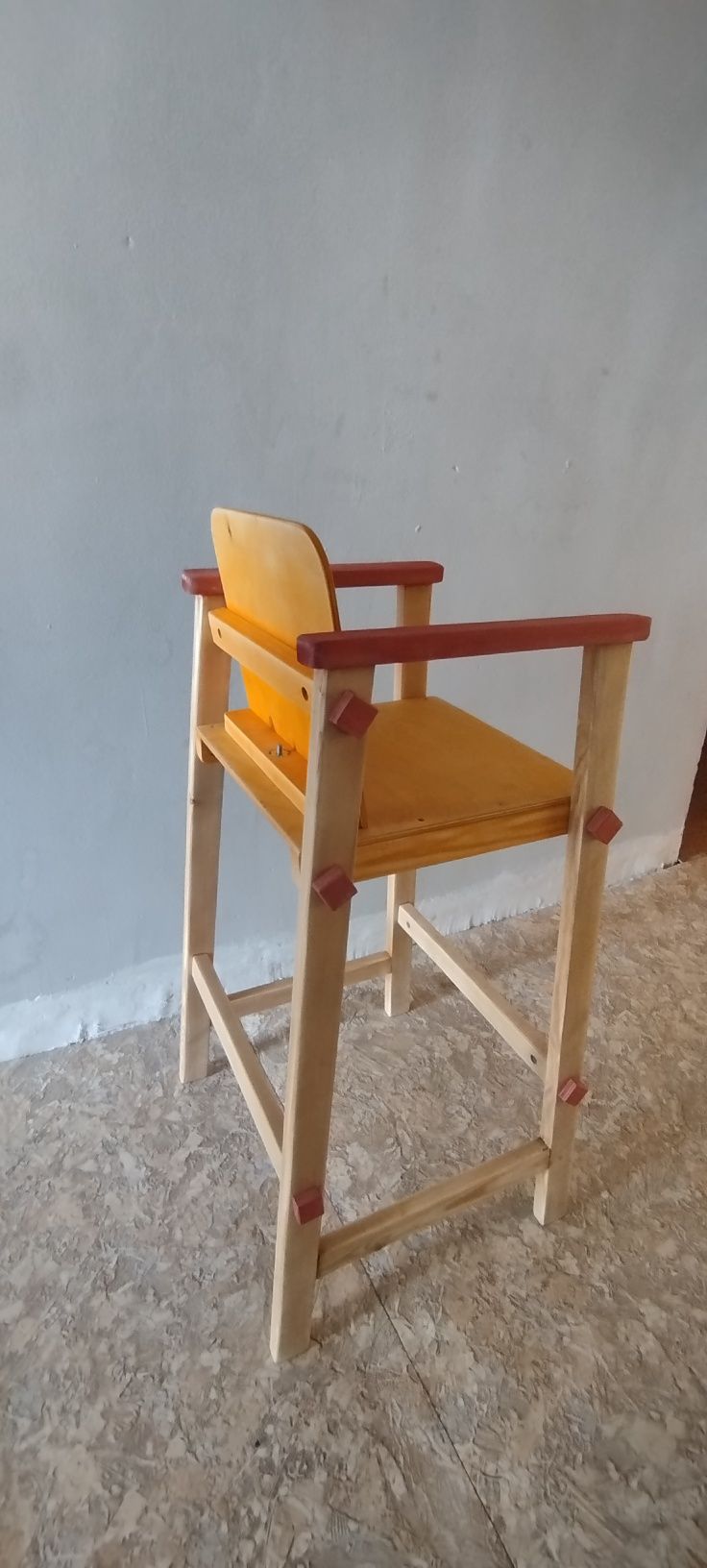 Детские стулья из ручного мастерства