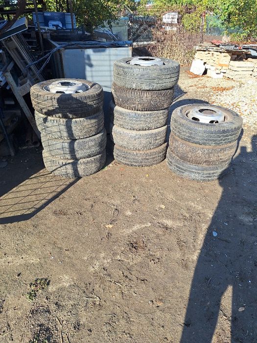 Roți Dublu ȘI Sinplu.