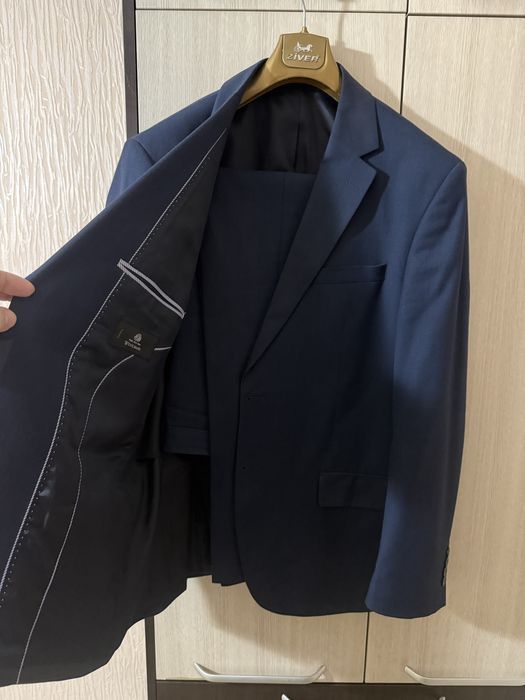 Костюм мужской классический