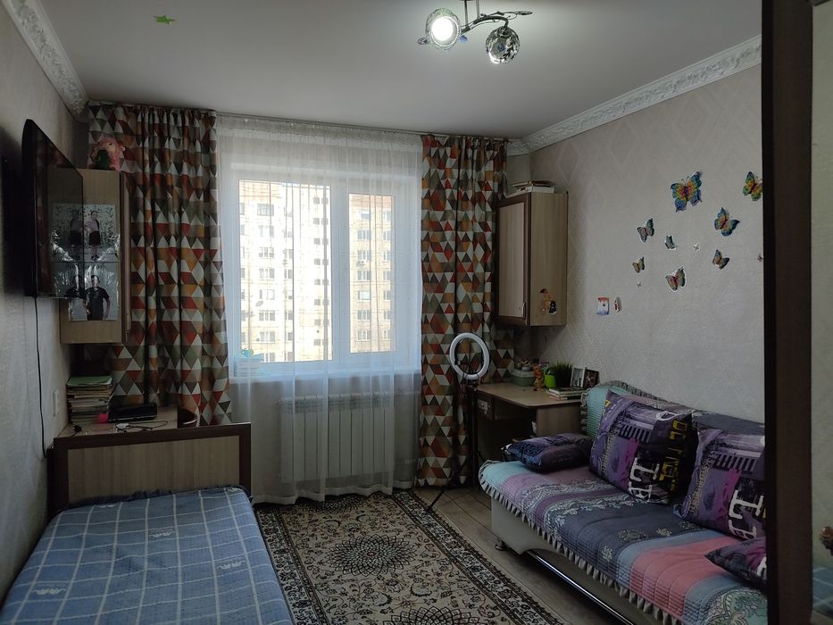 Продам кровать без матраца