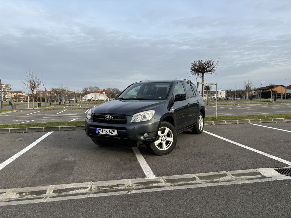 Vand Toyota RAV 4