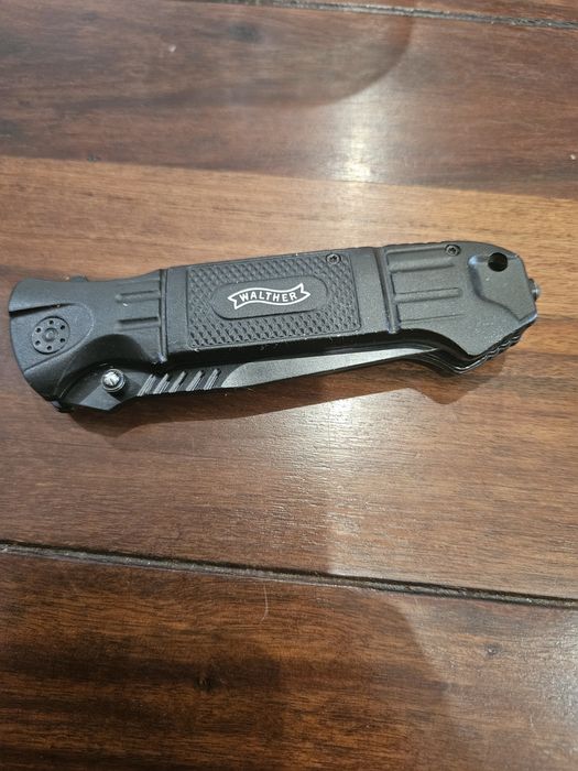 Сгъваем нож walther