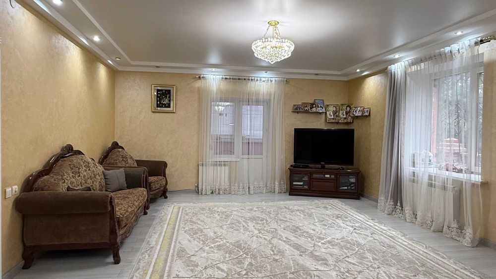 Дом рядом с ТД АИДА Алпамыс батыра 12 мкр