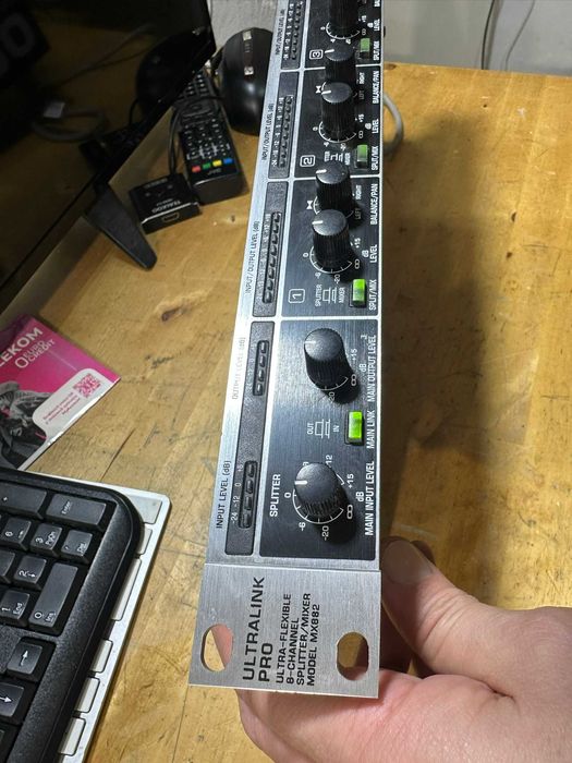 mixer behringer ultralink pro mx882