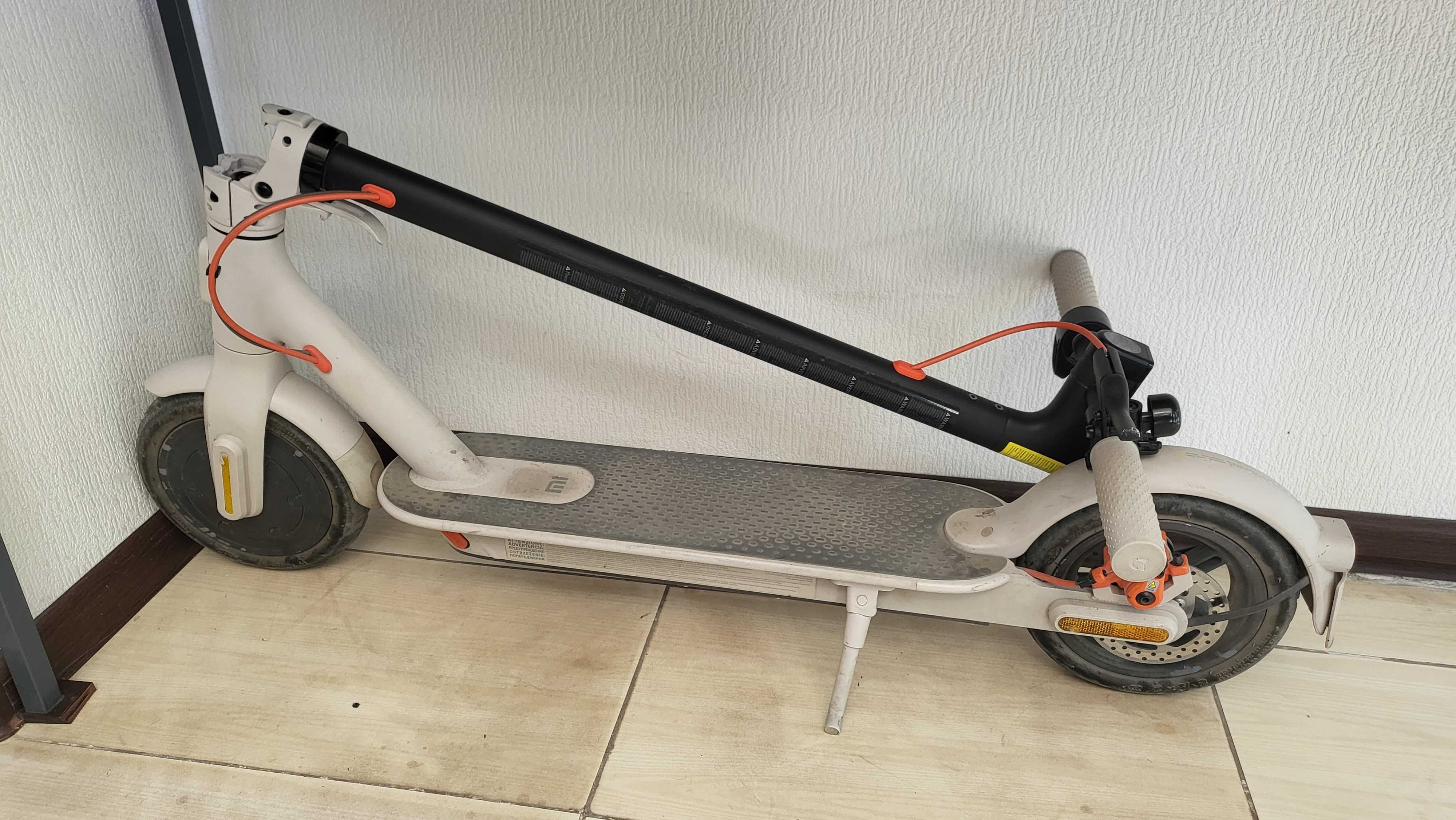 Mi Electric Scooter 3