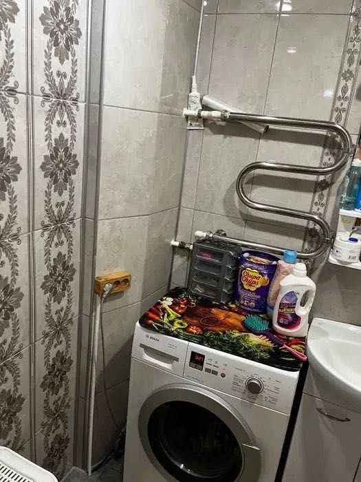 2 мкр.Продам 3 комн.кв переделанную в 4комн.
