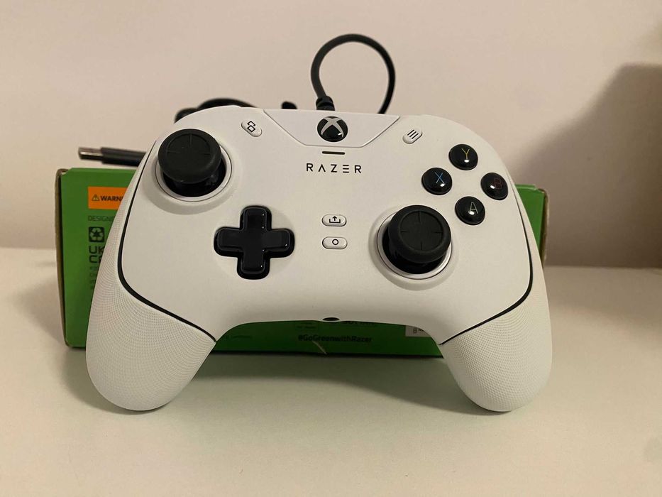 Razer Controler de jocuri cu fir pentru V2 XBOX