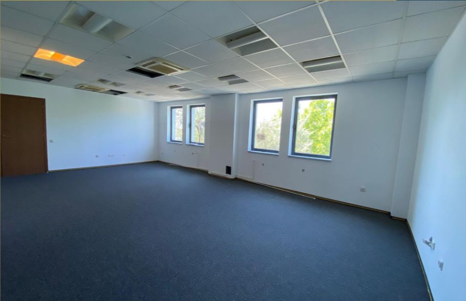 spatii birouri-centru training-servicii etc