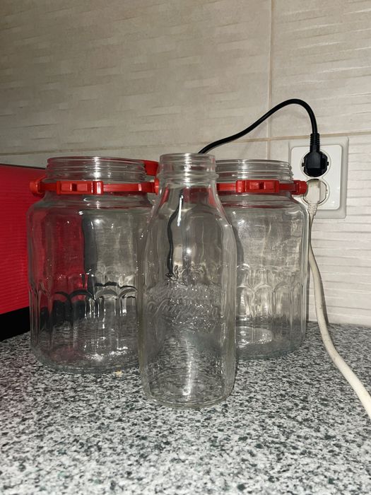 3 borcane de sticla rezistente