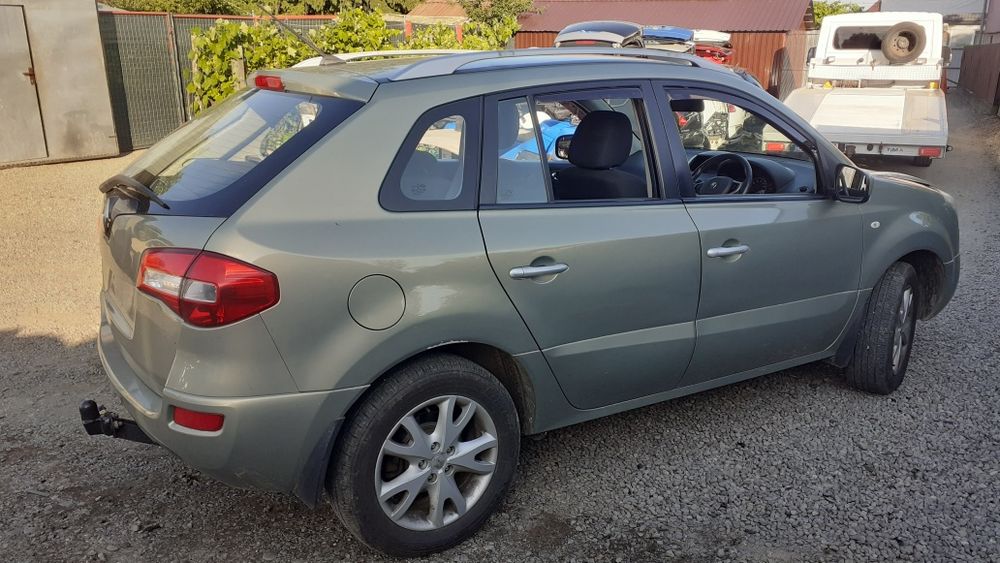 Dezmembrez Piese Renault Koleos din 2009