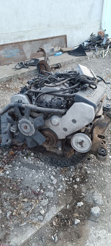 Двигател Audi d2 3.7 v8
