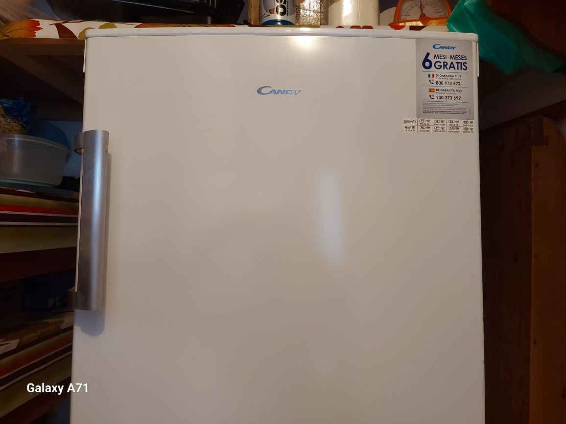 Congelator Candy  cu 5 sertare