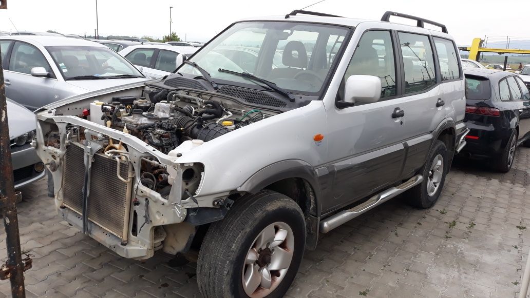 Nissan Terrano 3.0td,На части