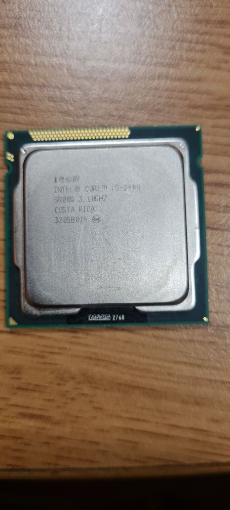 Процесор I5 2400 4 ядрен с 3.40 GHz