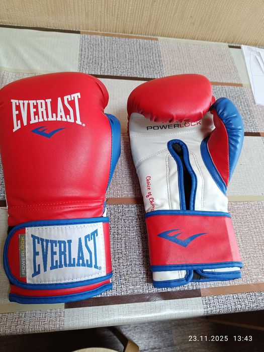 Перчатки Everlast Powerlock 16