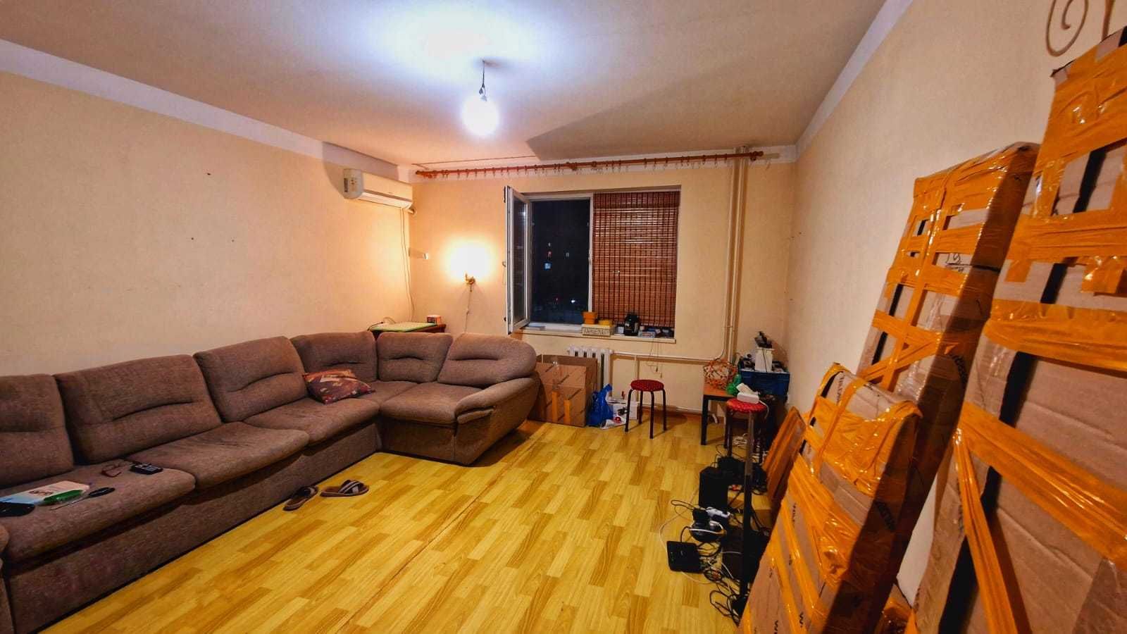 Переезжаем! 3-комнатная кв. 85 м², 3/5 этаж, 21-й мкр 37д. Срочно Торг