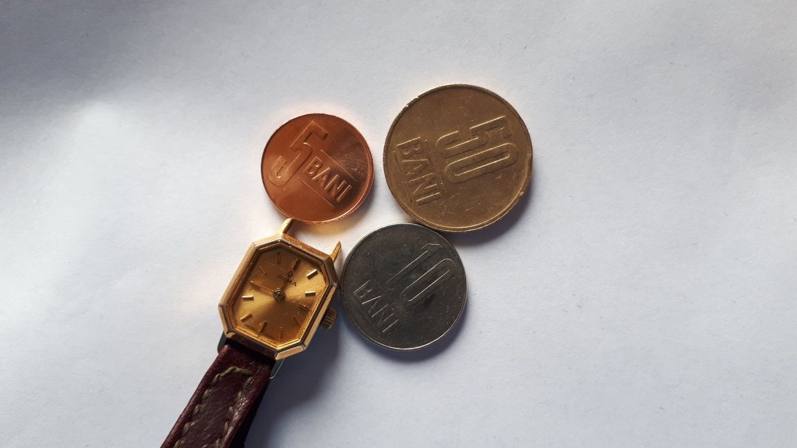 Ceas vintage dama Olma (Swiss made) de dimensiuni foarte mici
