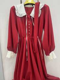 Платье красное отечественного производства