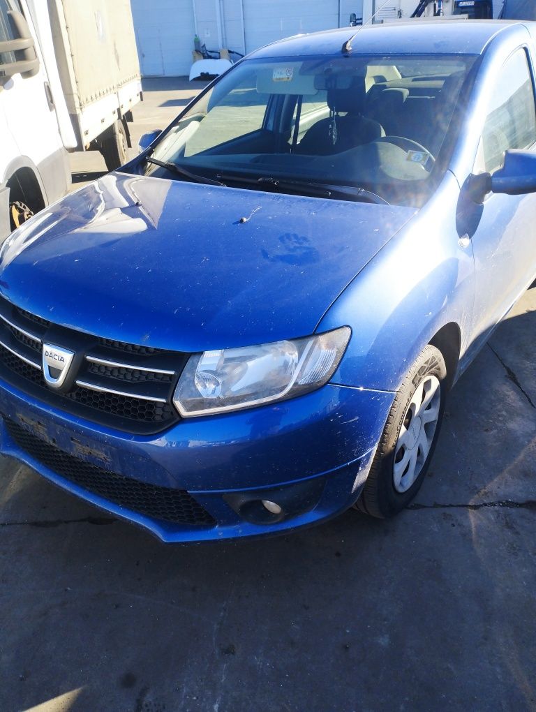 Dezmembrez Dacia Logan 2 1.2 euro 5 2013-2015