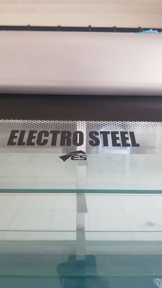 Продается холодильная витрина Electro Steel