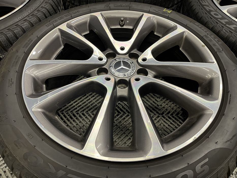Jante Roti 18 Mercedes E V Class W213 W447 Anvelope iarna 245 45 R18