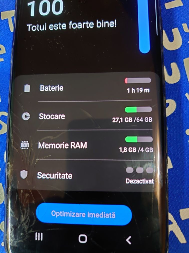 Samsung s9 dual SIM  64 giga 4 RAM