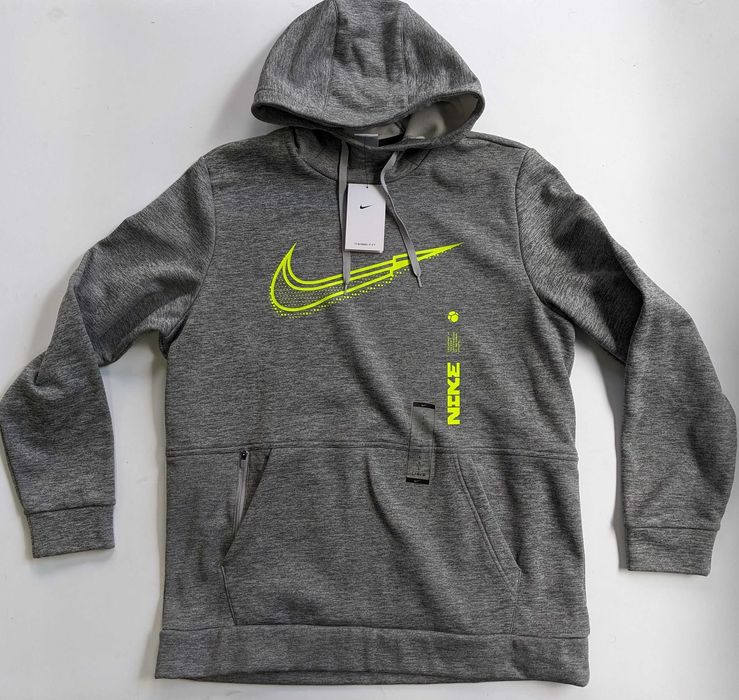 Nike Therma Fit зимен мъжки суичър размер М и L от Сащ