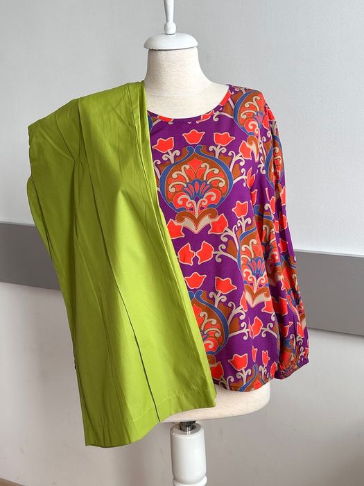 Страхотен сет от широк зелен панталон и цветна туника Geisha