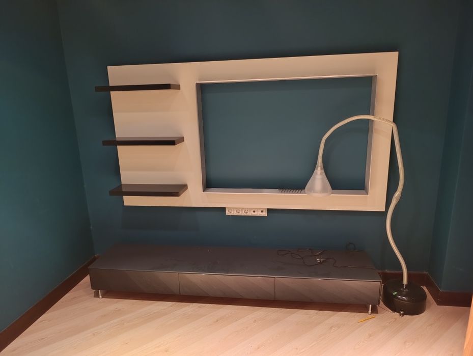 Продам тумбу под ТВ