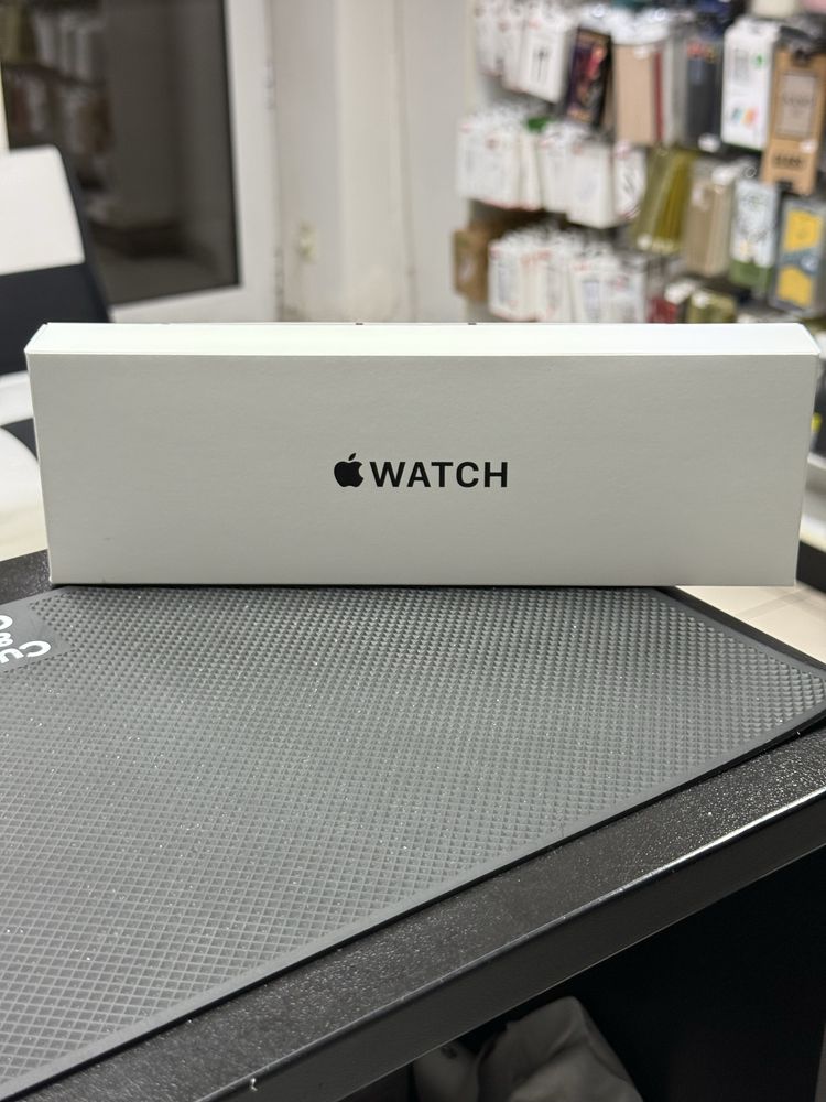 Apple Watch SE (Gen 2) 40mm Midnight *ЧистоНов**2г Гаранция*