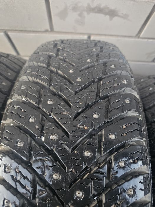 Nokian hakkapelitta 10p. 185/65/15