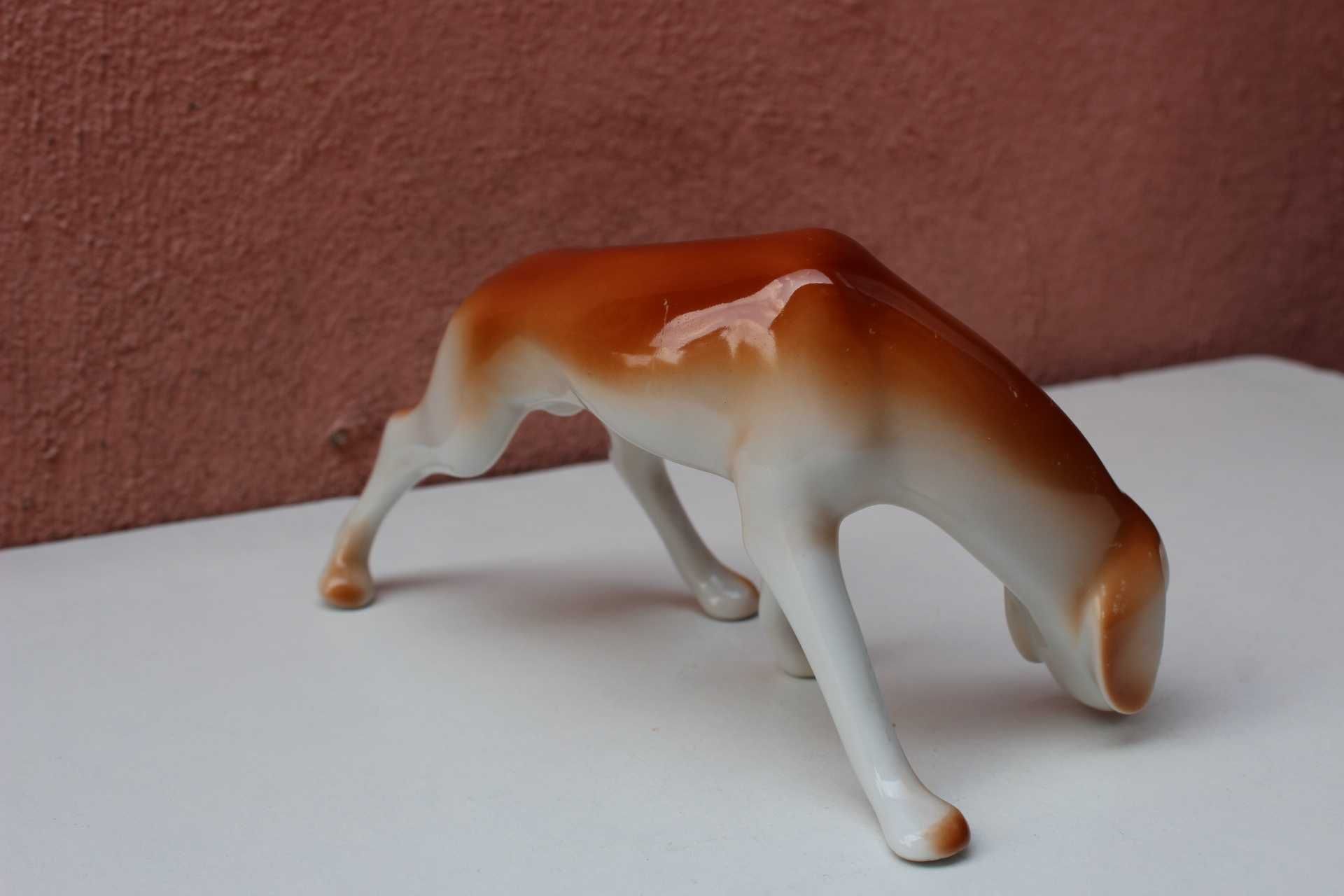 Figurina portelan colectie Caine Vanatoare HOLLOHAZA, Ungaria