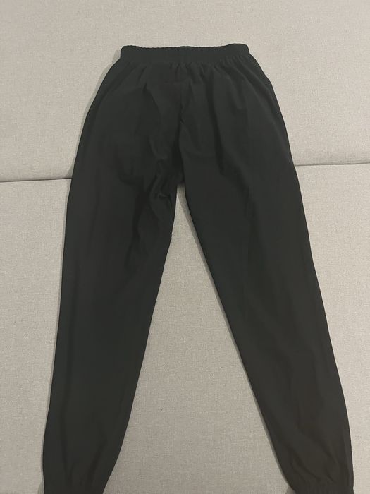 продаю штаны в бу качестве