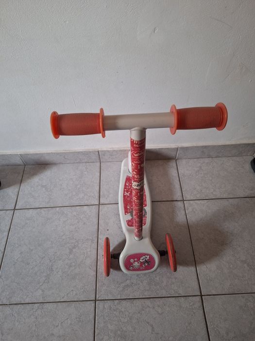 Trotineta copii 2-4 ani, foarte stabila