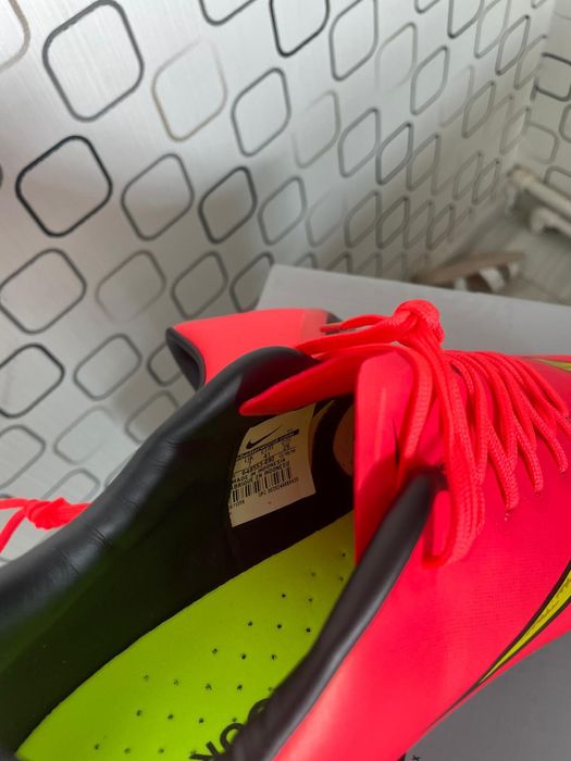 Ghete nike mercurial vapor X