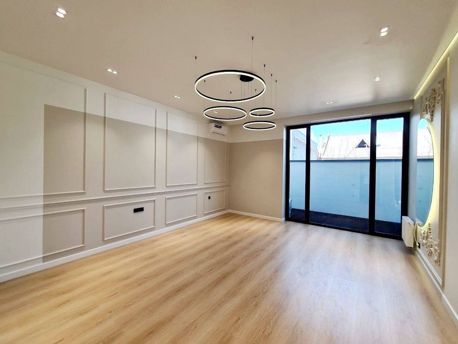 Продается Евро Дом на Центре Луначарского