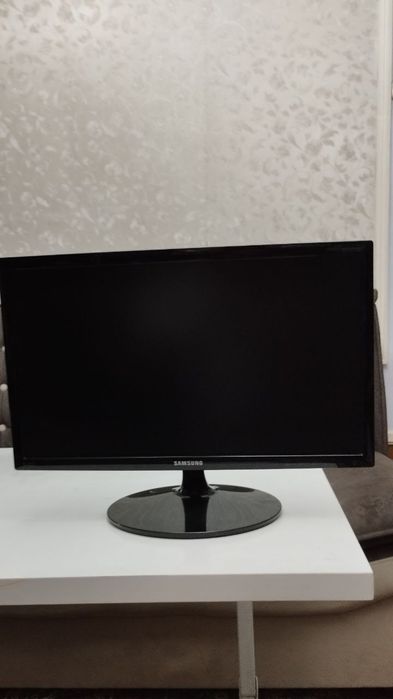 Kompyuter sotiladi 2 komplekt