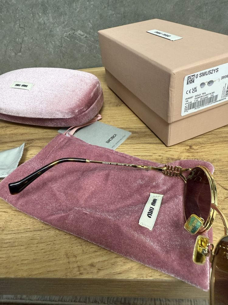 Очки Miu Miu 2025