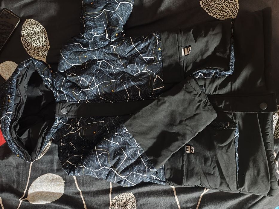 Продается куртка на мальчика