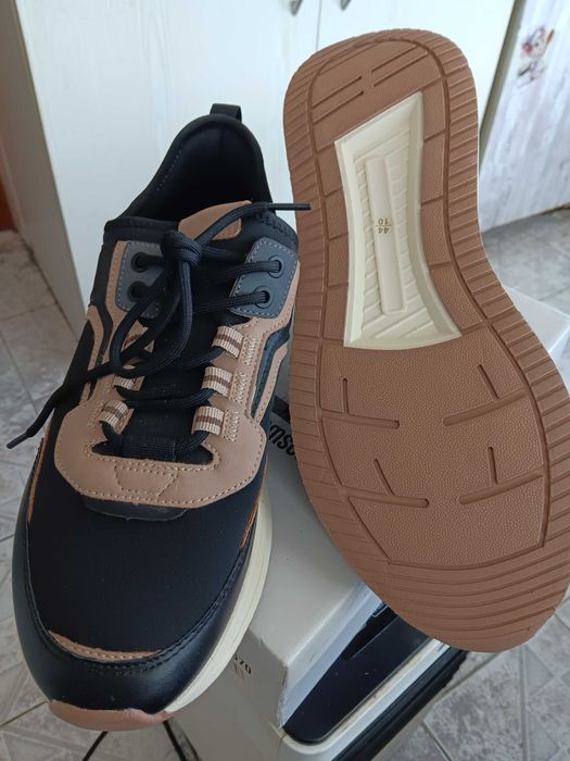 Мъжки сникърси RESERVED Нови