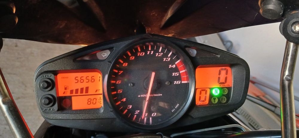 Vand suzuki gsr 600