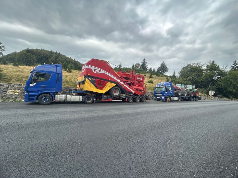 Transport utilaje inchiriez trailer/platforma