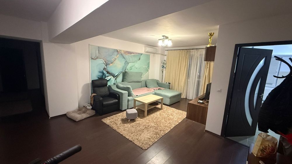 Inchiriere apartament 3 camere Confort City