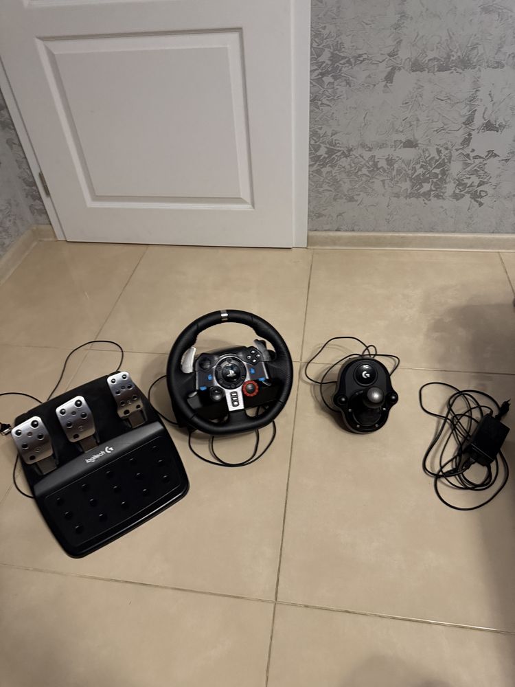 Logitech G29 + Shifter