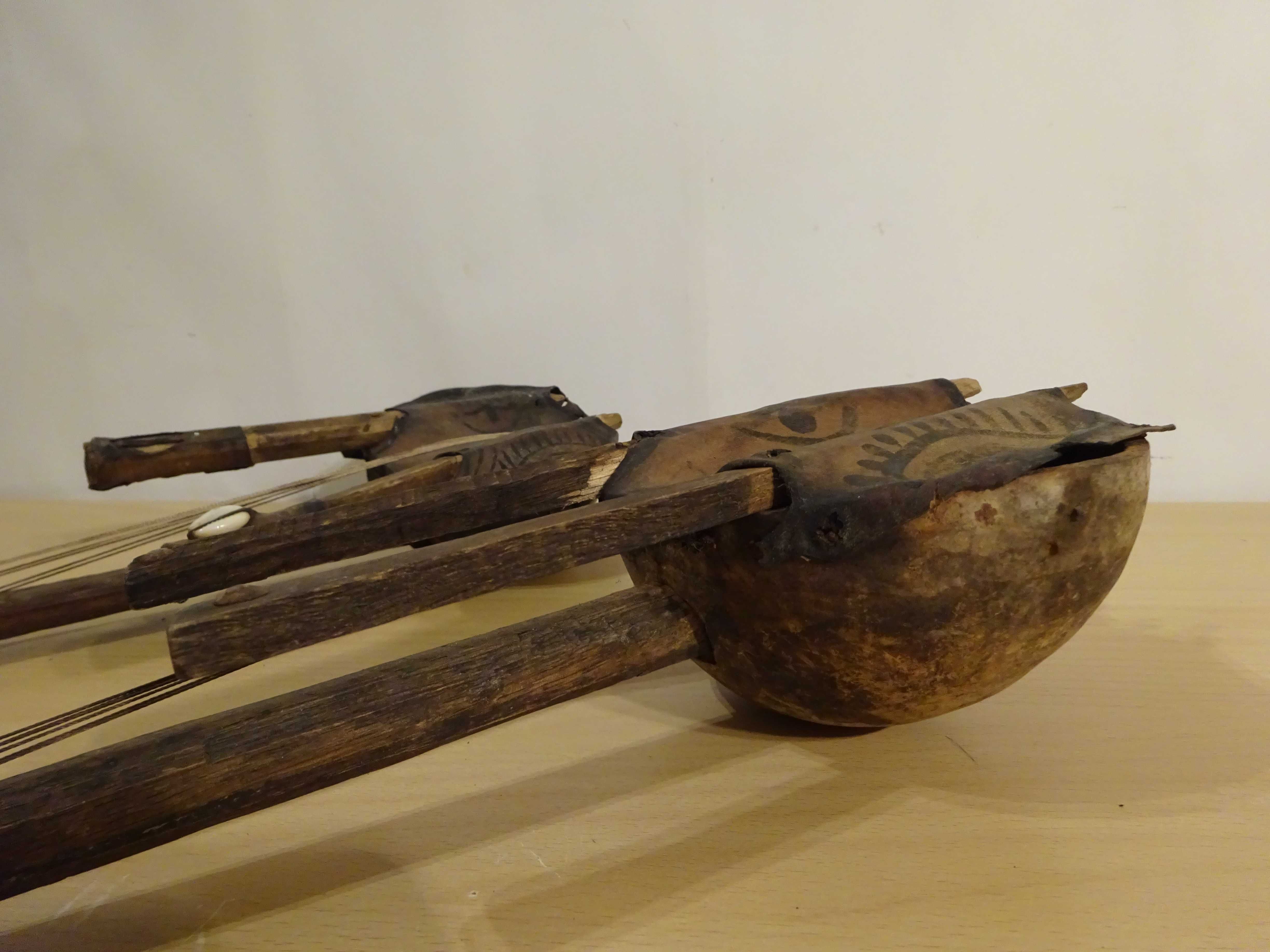 Instrumente muzicale africane |lemn, calabash, piele| RARE