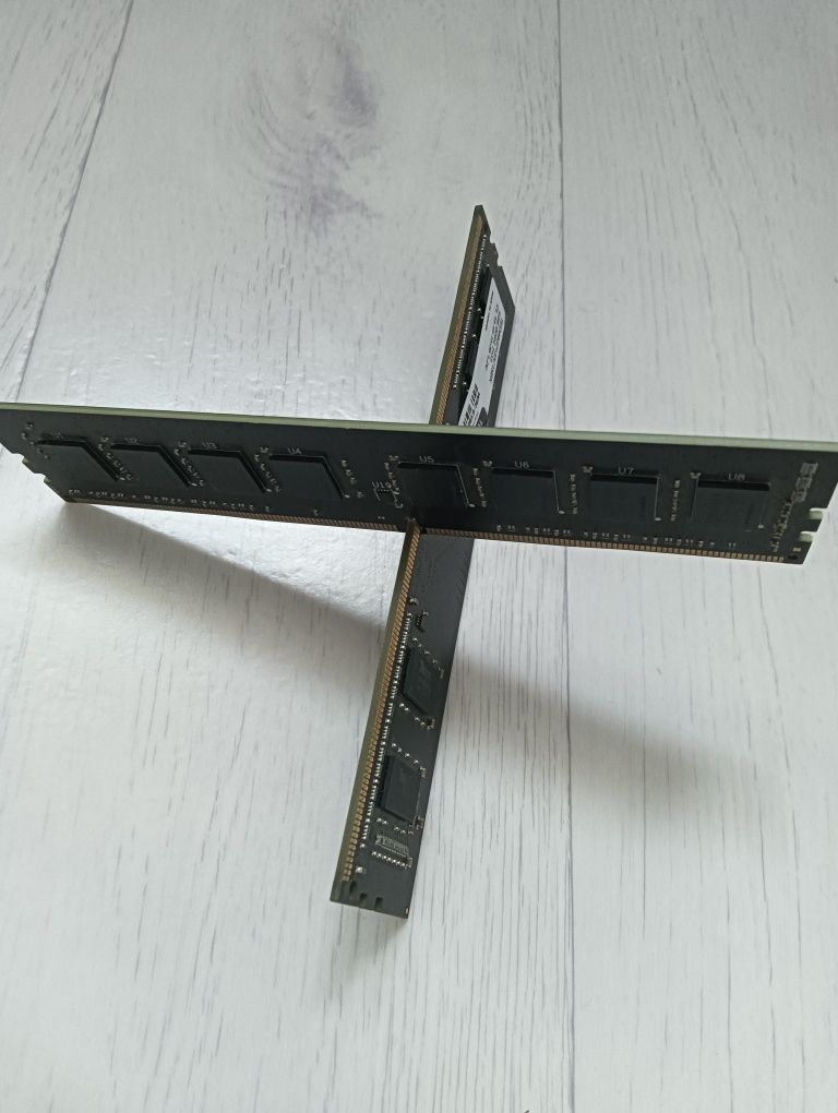 Оперативная память 8гб(2*4гб) DDR4